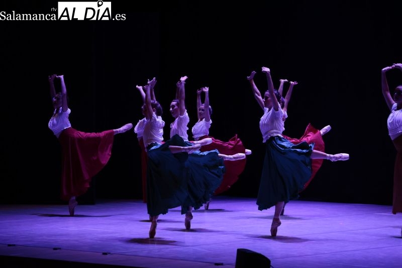 La Danza en el Palacio encandila al público 