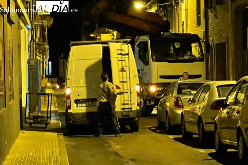 Una avería deja sin luz a viviendas y negocios durante varias horas