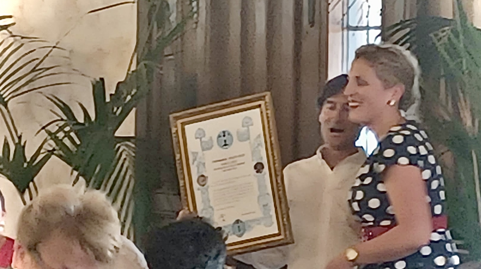 Emotiva y multitudinaria celebración de los 25+2 años de Ordenación del párroco Lauren Sevillano  