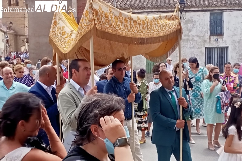 Cantalpino vuelve a vivir en sus calles la tradicional procesión del Corpus