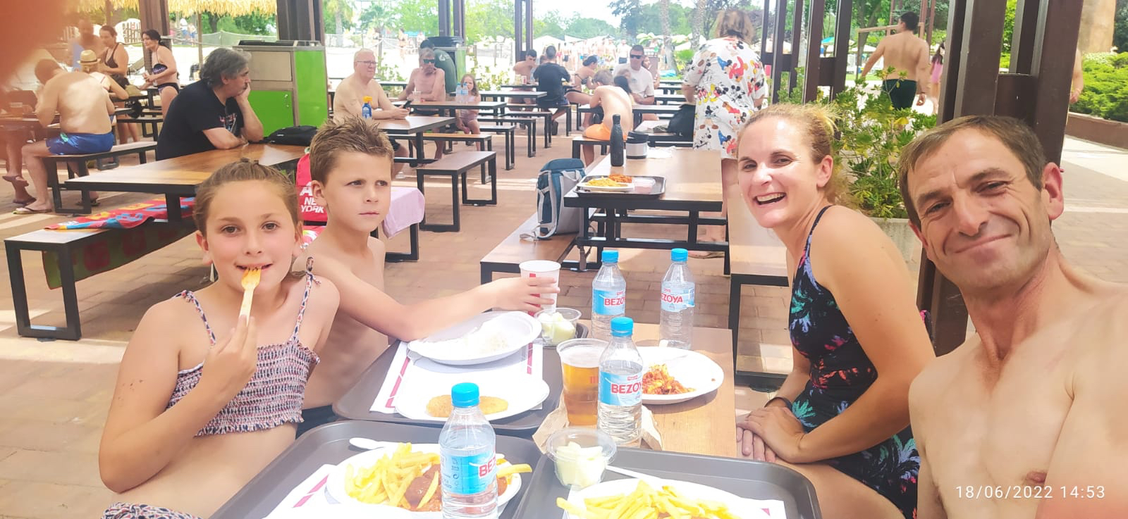 El CEO Miguel Delibes de Macotera despide el curso con una intensa jornada de diversión en el parque Aquopolis