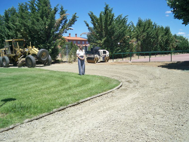 El Ayuntamiento acomete el acondicionamiento de los caminos de Valdelagua 