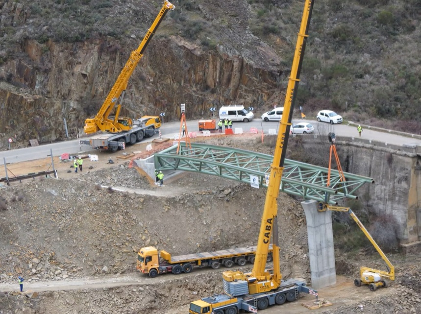 Un recuerdo en fotos al paso a paso de la construcción del puente del Risco de Martiago
