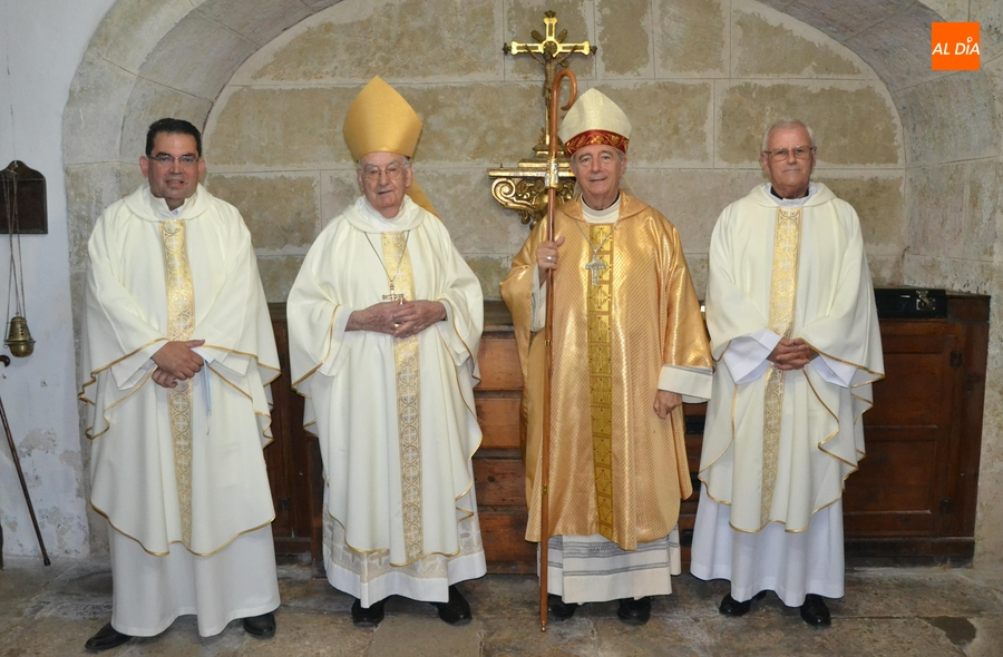 Ángel Martín Carballo celebra sus Bodas de Oro Sacerdotales, y Antonio Risueño, las de Plata