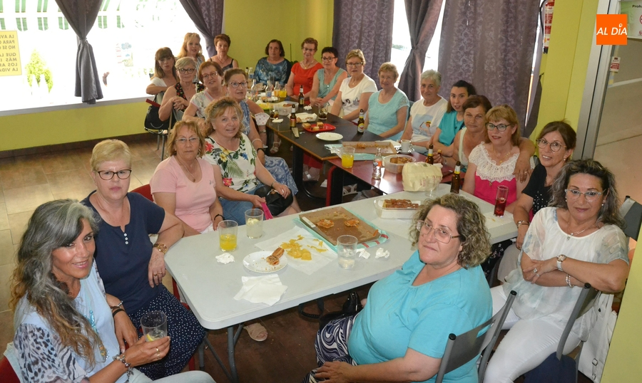 Amanecer empieza a celebrar el final de sus talleres