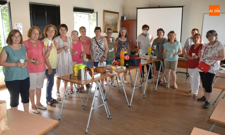 El taller de bolillos de Amanecer se va de vacaciones