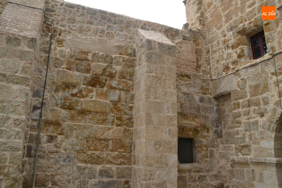 Así luce la Puerta de La Colada libre ya de andamios