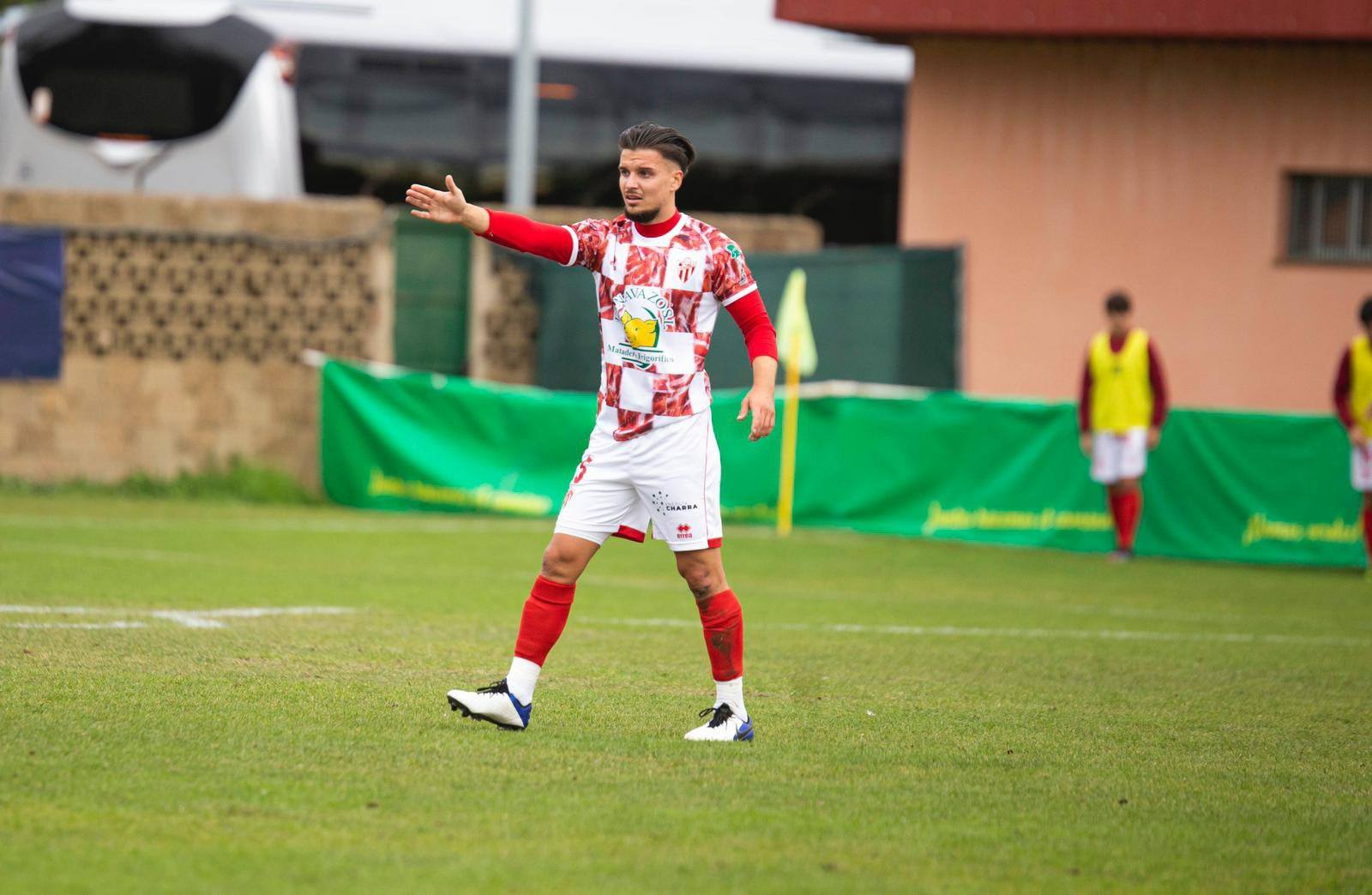 Dan Ojog tiene una oferta para seguir en el Guijuelo