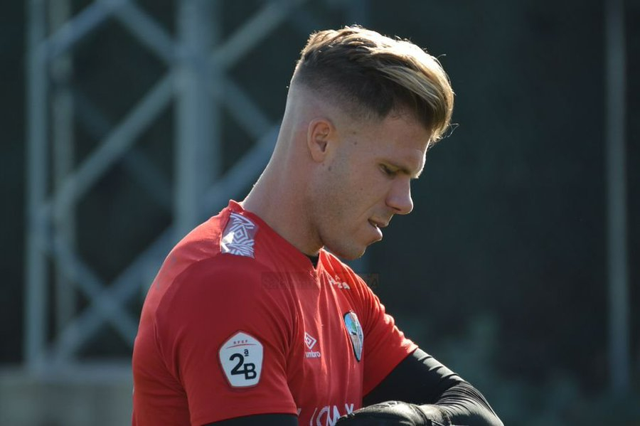 Salcedo, ex del Salamanca UDS, se va al Melilla