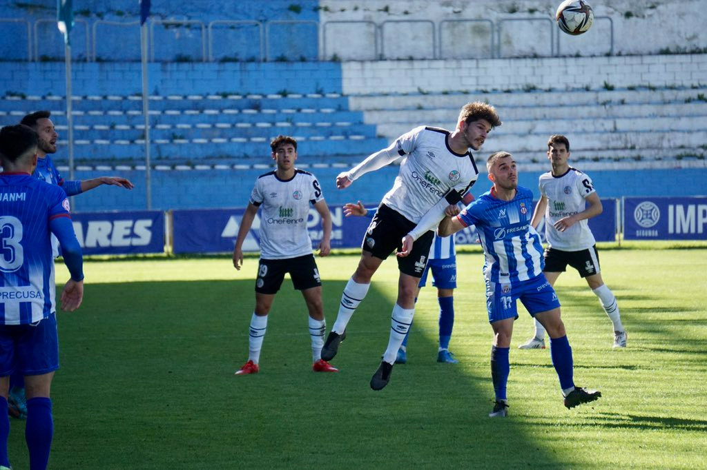 La renovación de Amaro con el Salamanca UDS, cerca de llegar a buen puerto