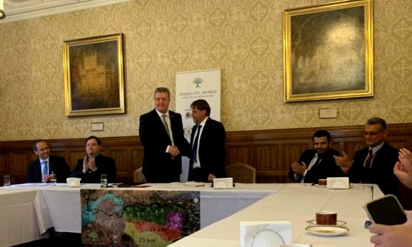 Histórico acuerdo para impulsar Salamanca con 15.000 millones de euros