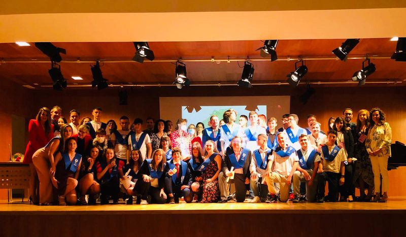 Semana de graduaciones en el Colegio Antonio Machado 
