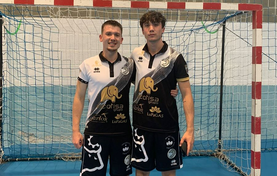 Adrián Moreiro contribuye con un doblete a dejar a Unionistas con medio ascenso en el bolsillo