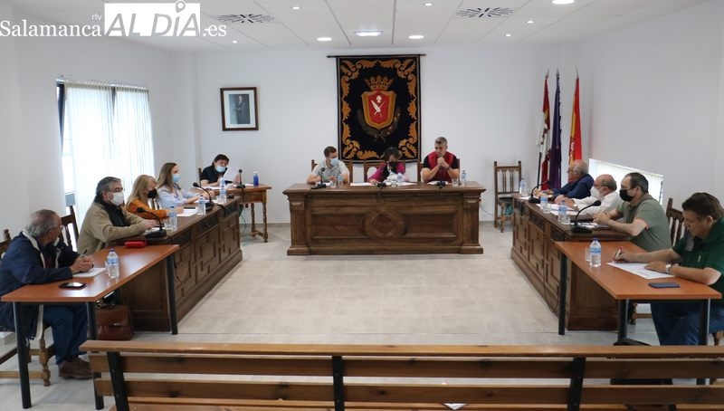 El Ayuntamiento de Vitigudino aprueba la primera fase de mejora de acceso al Instituto por 230.000 euros