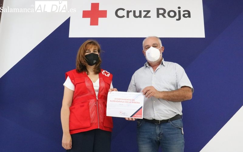 El Ayuntamiento de Aldeadávila entrega a Cruz Roja 2.835 euros destinados a los damnificados por la guerra en Ucrania  