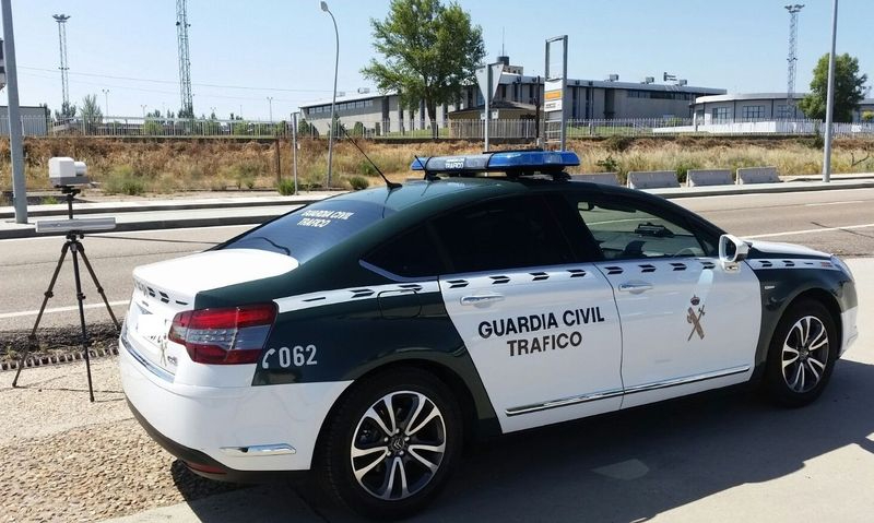 Interceptado en Mozárbez un conductor que circulaba a 213 km/h