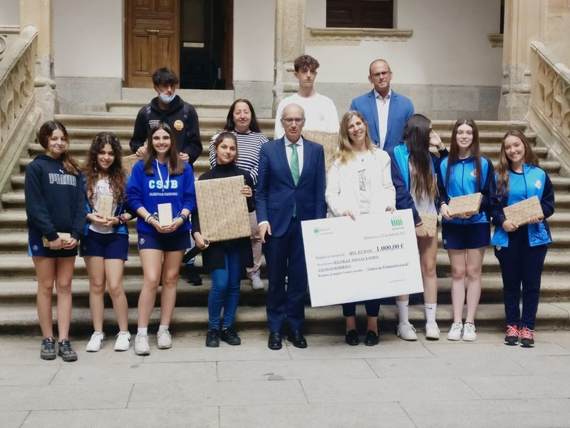 El Colegio San Juan Bosco, premiado en el concurso Los tributos locales mejoran mi pueblo o ciudad 