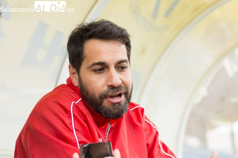 Luis Ayllón dice adiós a Unionistas