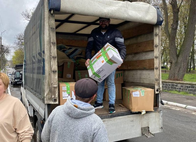 La Asociación de Ucranianos en Salamanca continúa con la recogida de material de ayuda humanitaria 