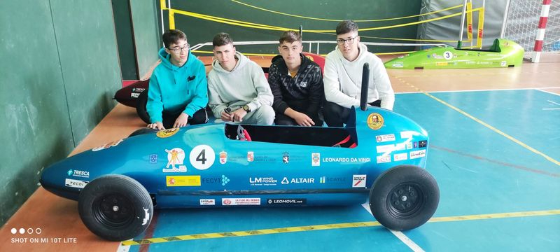 El IES Leonardo da Vinci, segundo clasificado en la I Carrera Interprovincial de coches de inercia 