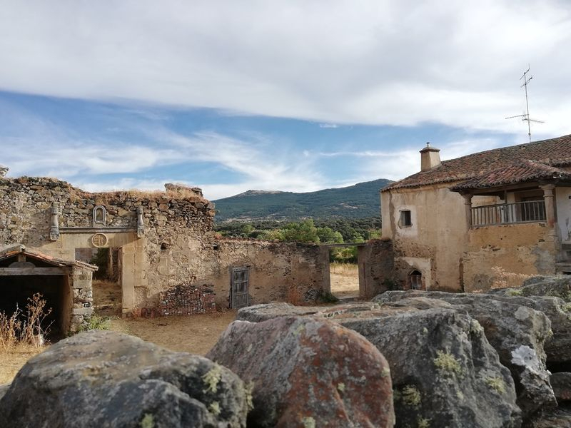 El antiguo convento de Tejeda se suma al patrimonio religioso en riesgo de desaparecer 