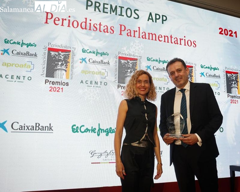 David Corral recoge el premio Imagen del Parlamento 2020-21