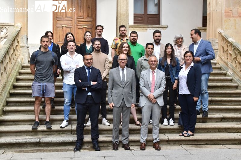 El programa que facilita su experiencia laboral a más de 100 egresados de la USAL 