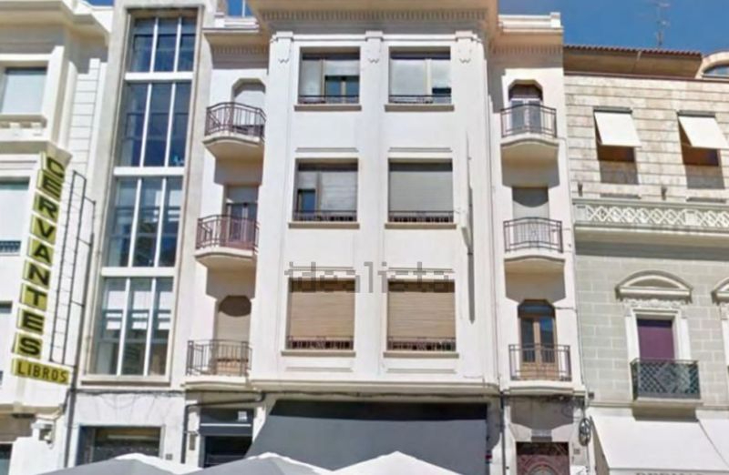 El edificio que se vende por 4 millones de euros en pleno centro de la ciudad