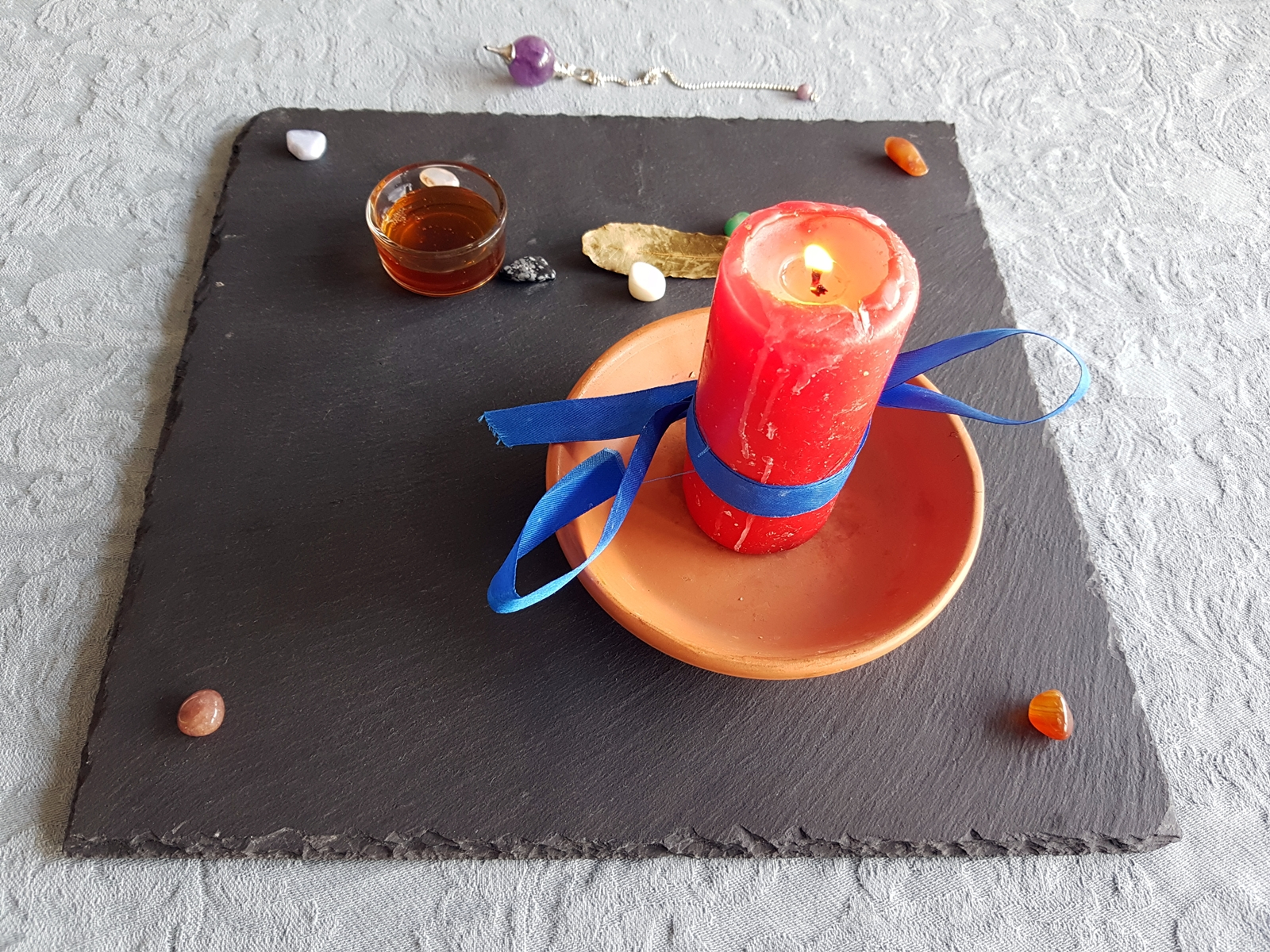 Tipos de amarres de amor, según Paloma Lafuente