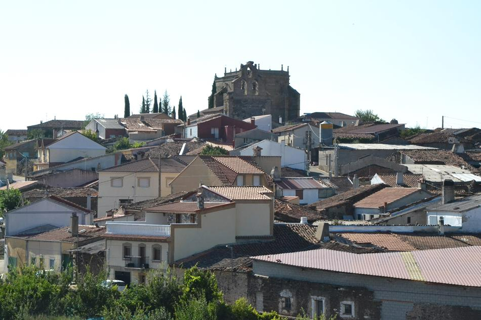 Robleda saca a licitación la gestión del bar de sus piscinas