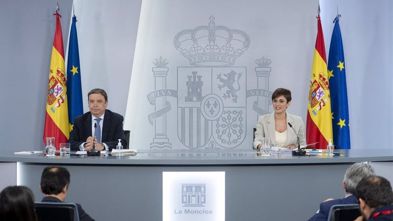 El anuncio de la creación del Observatorio Global del Español en La Rioja escuece en Salamanca