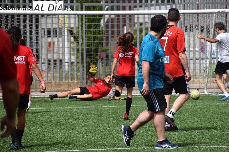El Salamanca FF celebra su 10º aniversario por todo lo alto