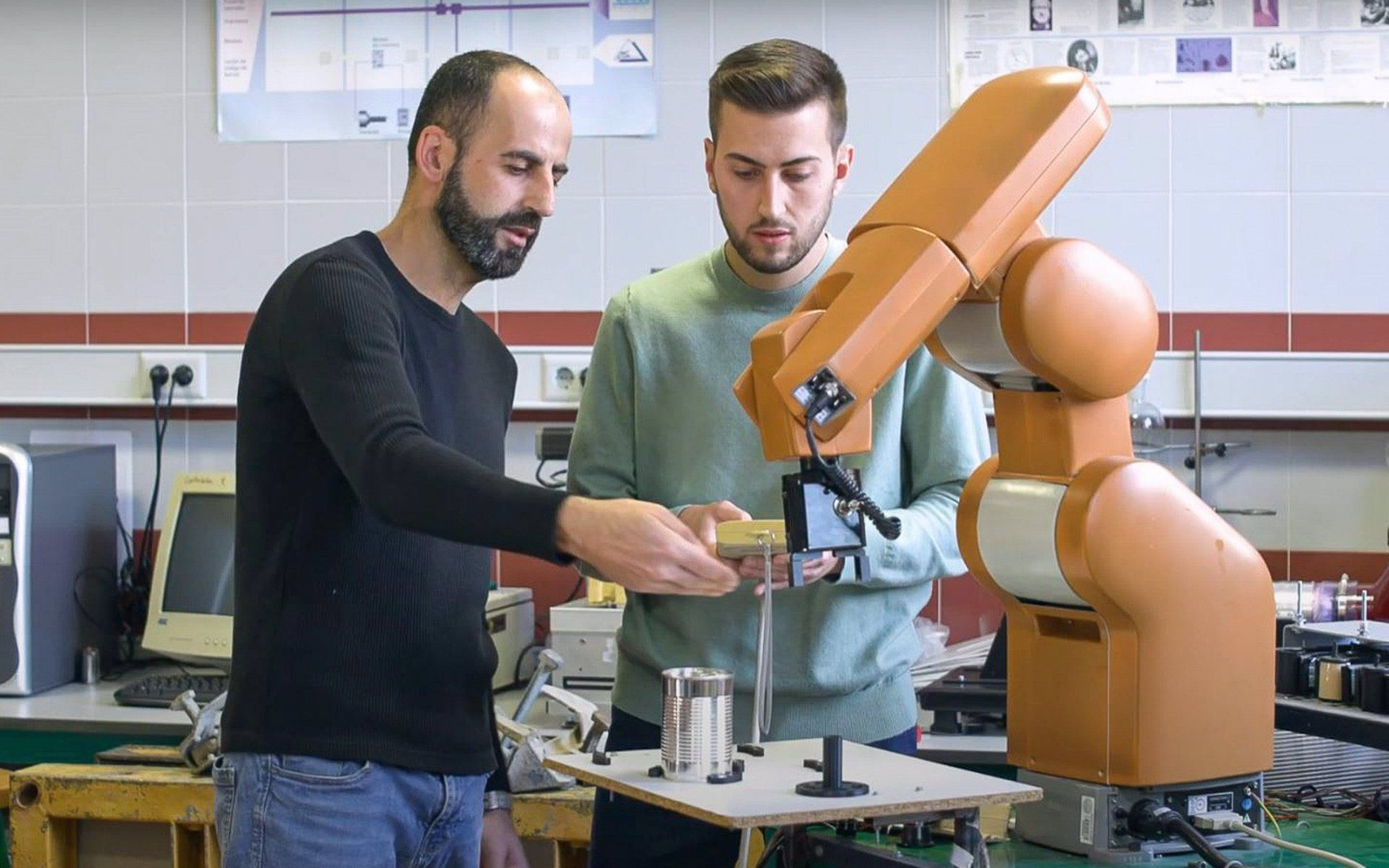 Los graduados en carreras de ingenierías de la USAL se acercan al 100 % de tasa de empleo