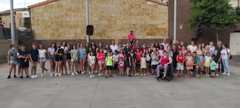 El barrio de Tejares se sumerge en sus fiestas