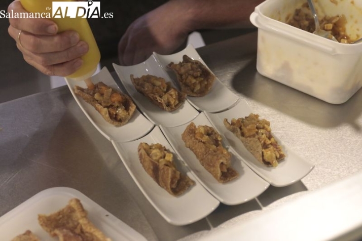 Así se preparan los mejores pinchos de Salamanca