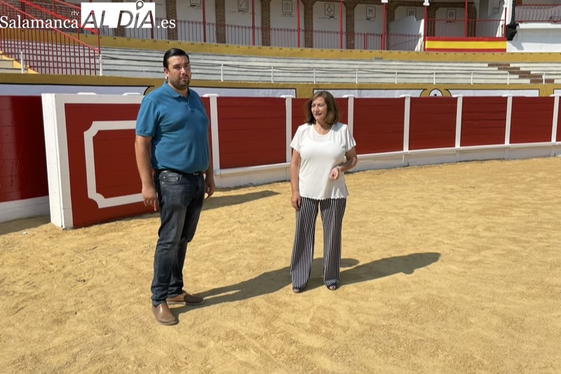 El Ayuntamiento invierte 10.000 euros en mejoras y reformas en la centenaria Plaza de toros La Florida