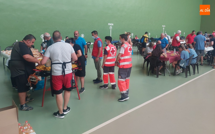 Recibidos en Ciudad Rodrigo medio centenar de vecinos desalojados de Monsagro