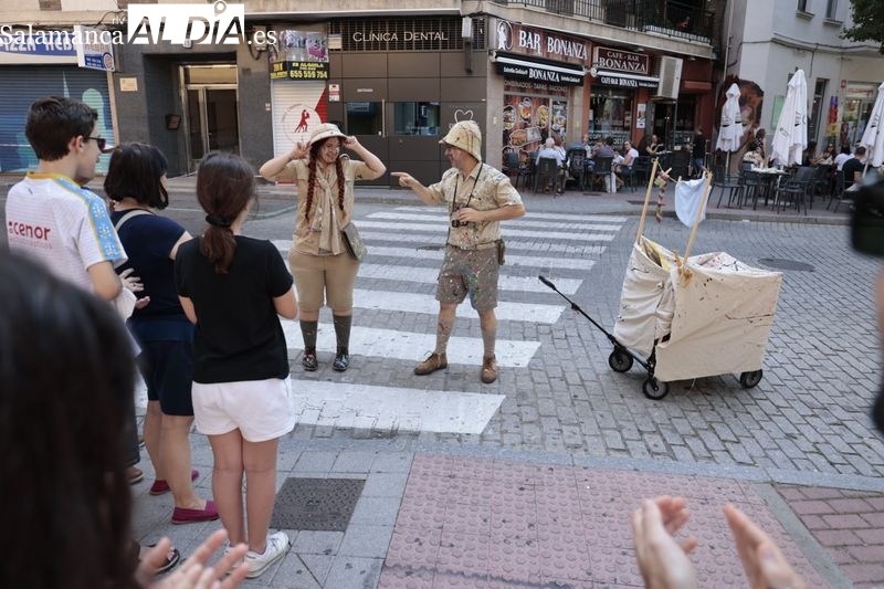 Sorprendente visita teatralizada al West Safari 