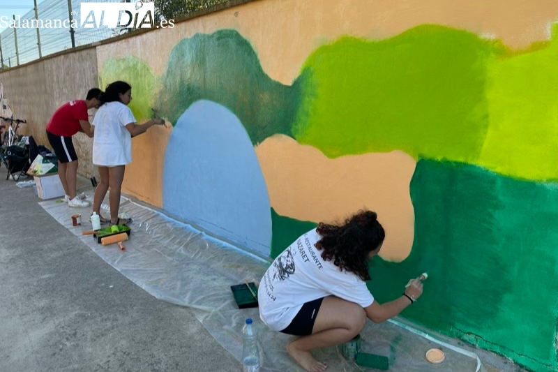 Rágama se convierte en un museo al aire libre gracias al IV Certamen de Pintura Mural en el Medio Rural