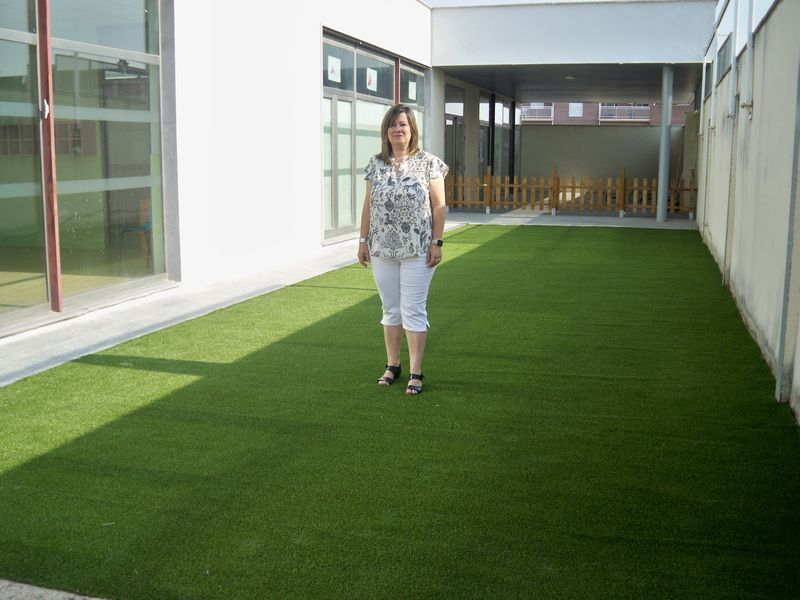 El patio de la Escuela Infantil de Santa Marta renueva su imagen 