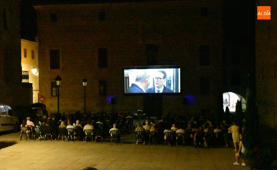 Un alocado viaje a Asturias abre las Noches de Cultura en Ciudad Rodrigo