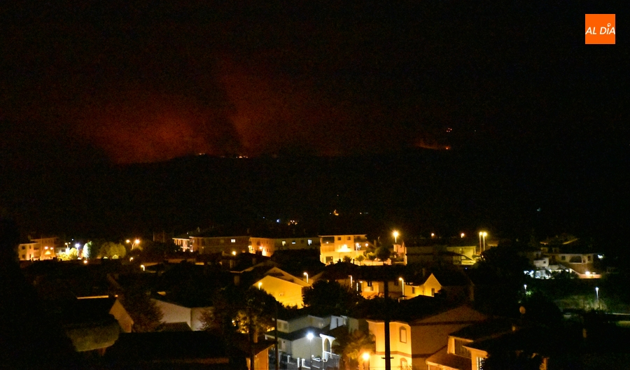 1Foto: Otra noche con la mirada en el horizonte