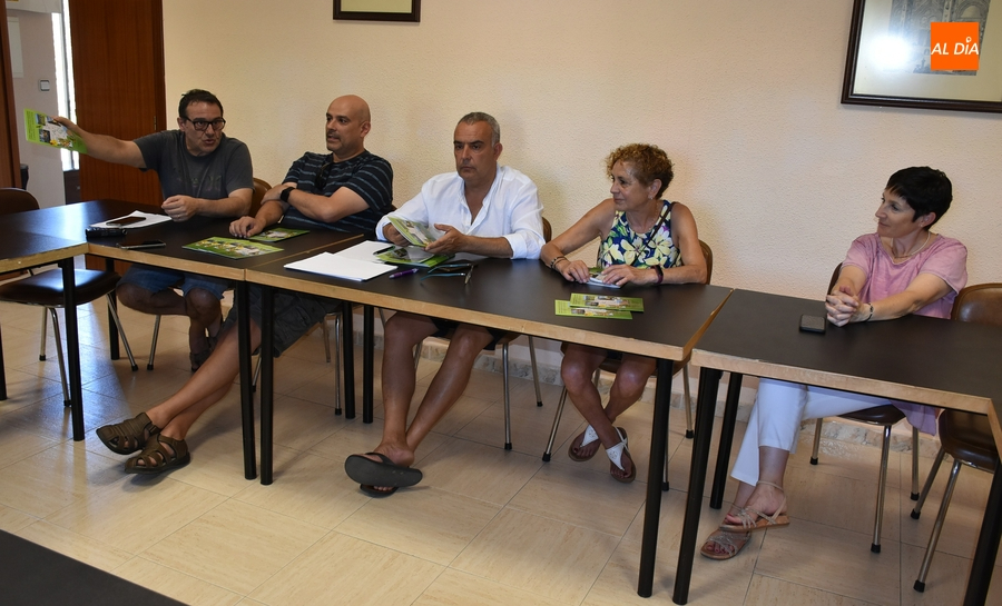 El CIT crea un folleto de ‘Caminos y Senderos de Ciudad Rodrigo’ para cubrir el vacío que había