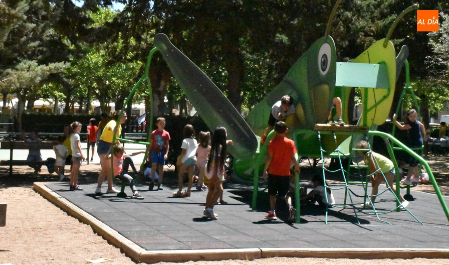 Arranca con más niños de los inicialmente previstos el programa veraniego de animación infantil