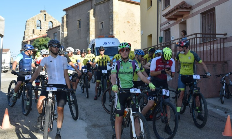 David López y Eva Domínguez se llevan la 5ª Ruta Puerto del Esperabán de El Sahugo