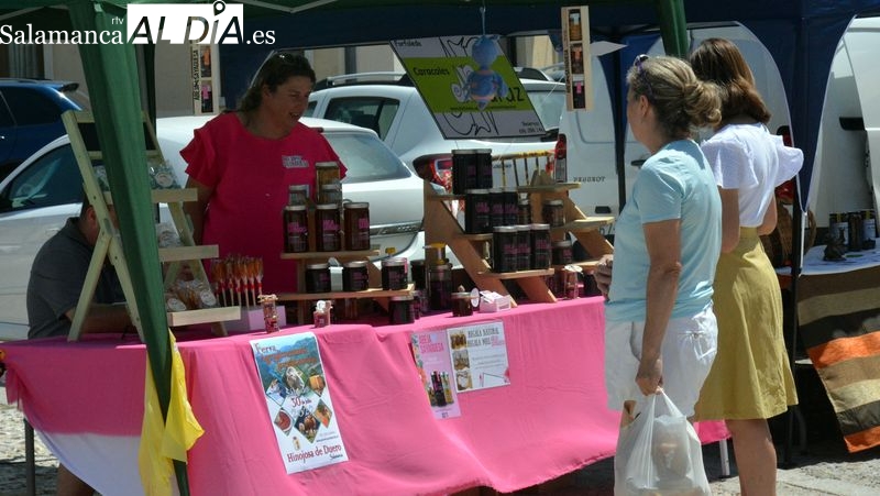 Amplia gama de productos de calidad en la I Feria Agroalimentaria de Hinojosa de Duero
