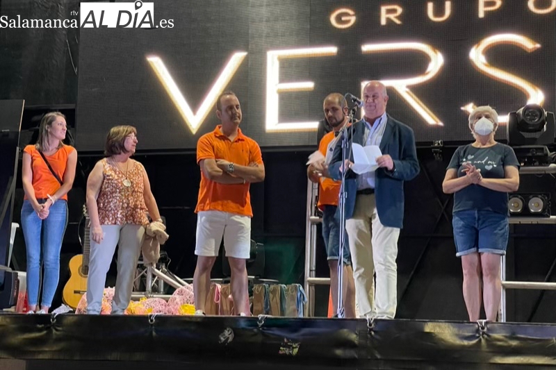 El emotivo pregón del doctor Alfonso Sánchez da la bienvenida a unas esperadas fiestas patronales en Santiago de la Puebla