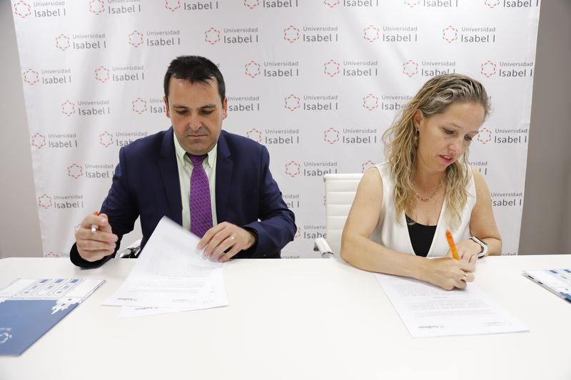 La Universidad Isabel I estrecha lazos con la Universidad Anáhuac Puebla de México