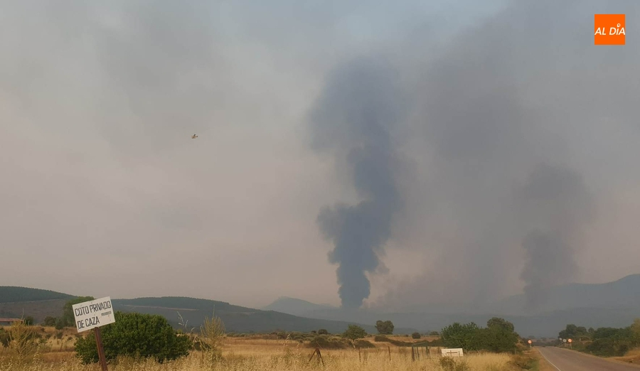 Constituido un ‘Mando Unificado de Extinción’, con los trabajos centrados en la parte oeste del incendio