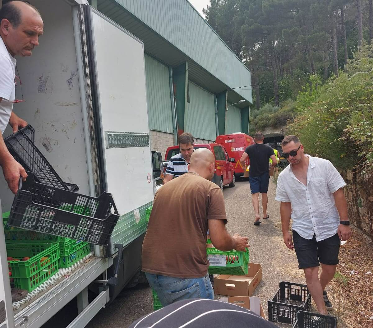 Los productos recopilados en las acciones de recogida llegan también a la Escuela Hogar